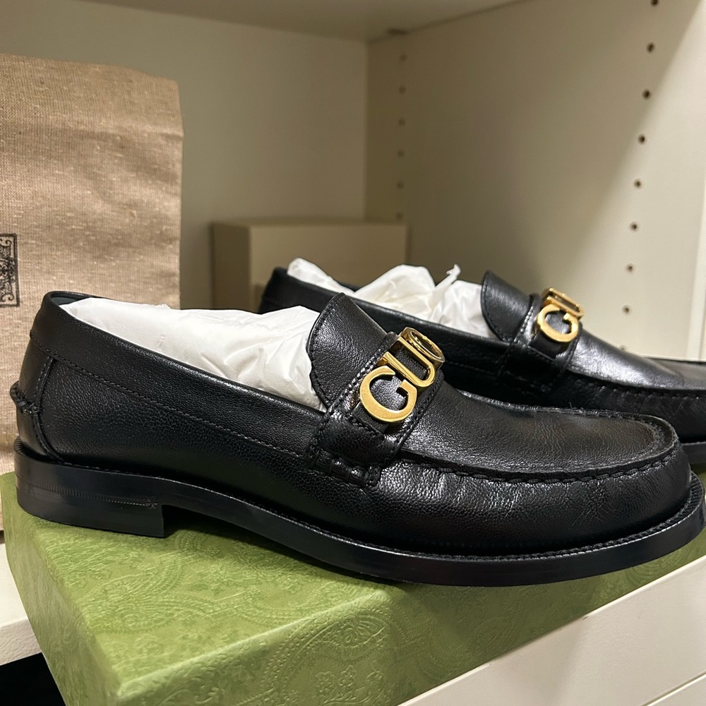 GUCCI loafers 💎